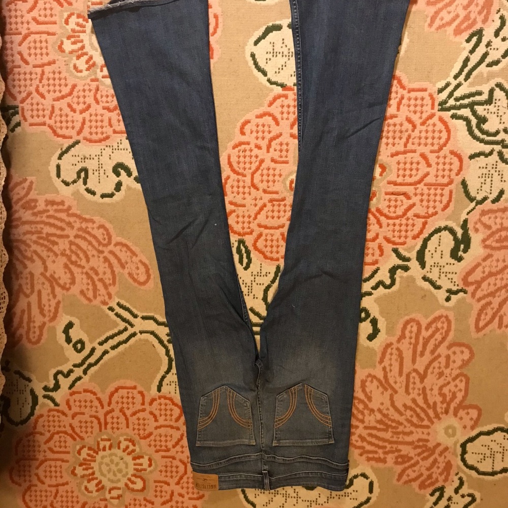 Hollister Flare Jeans. High waisted